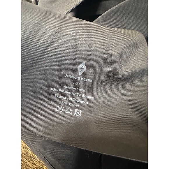 Seamless Black Bra - Picture 5 of 8